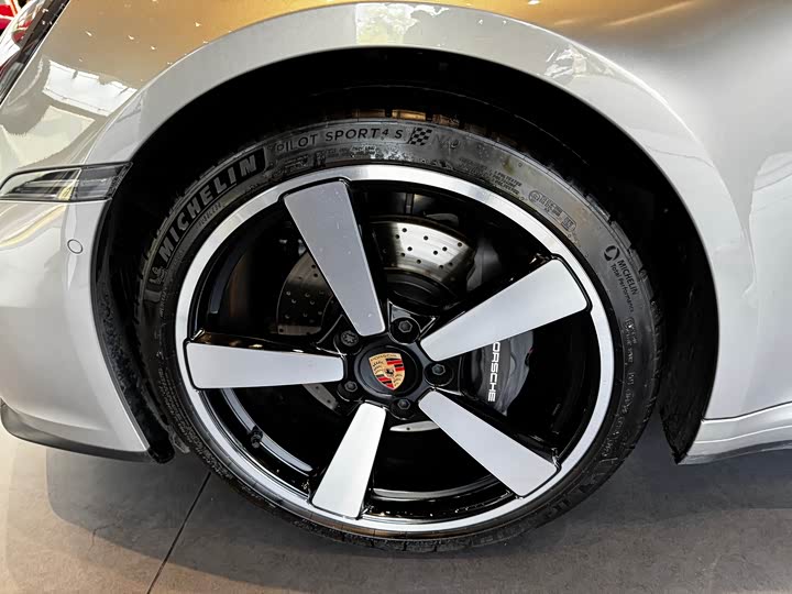 Porsche 911 2025 2025款 Carrera 3.0T