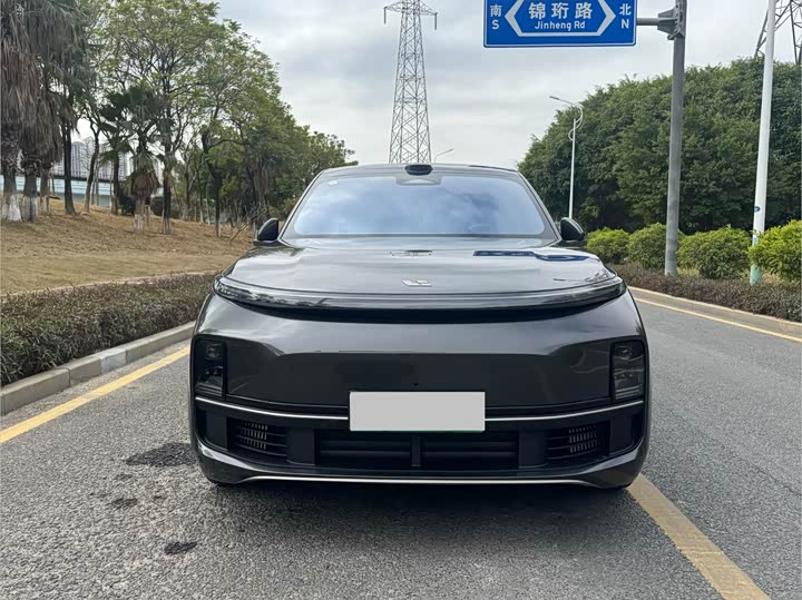2025 LiXiang L9