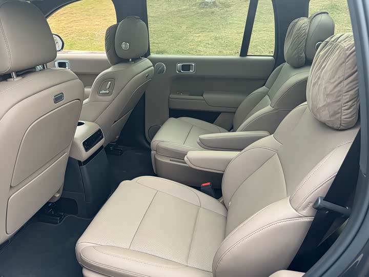 LiXiang L9 2025 2025款 Ultra 智能焕新版