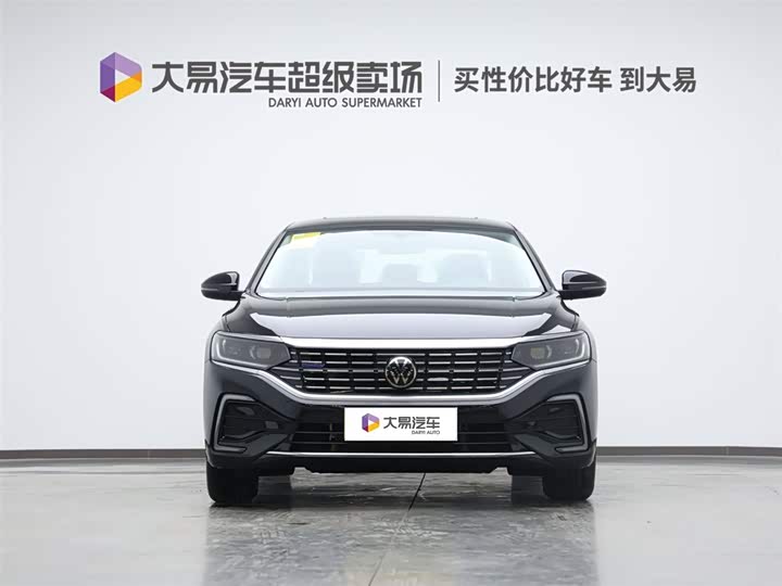 Volkswagen Passat Hybrid 2025 2025款 430PHEV 混动商务版