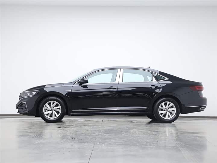 Volkswagen Passat Hybrid 2025 2025款 430PHEV 混动商务版