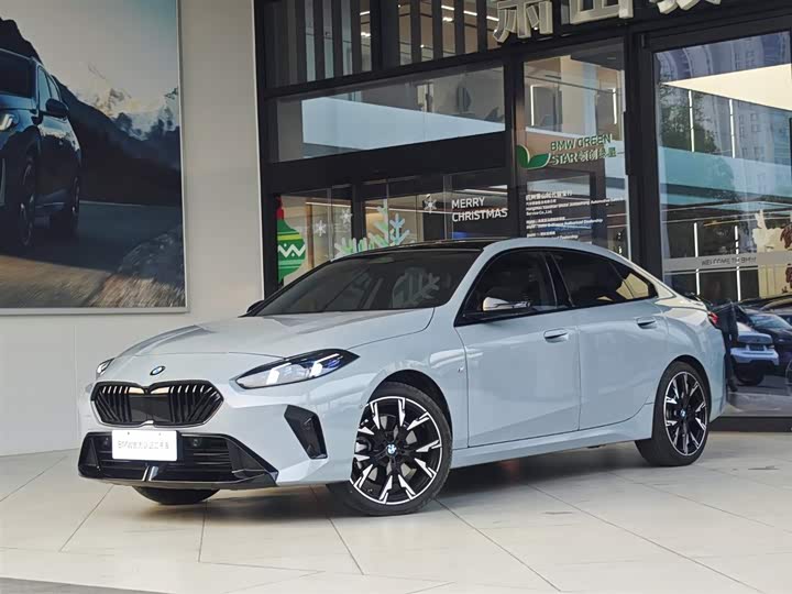 BMW 2 Series 2025 2025款 225L M运动曜夜套装