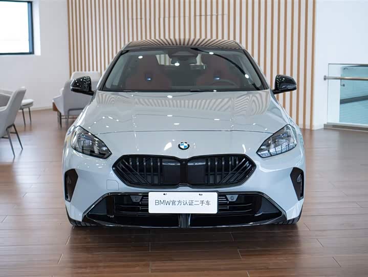 BMW 2 Series 2025 2025款 225L M运动曜夜套装