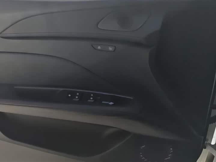 MG Motor 5 2025 2025款 180DVVT 全球抢先版