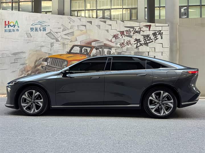 Mazda EZ-6 2025 2025款 增程200智尊运动版