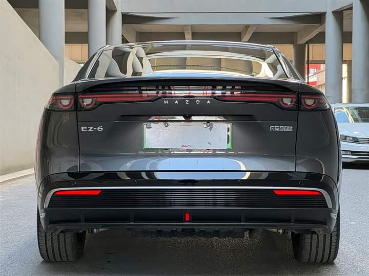 Mazda EZ-6 2025 2025款 增程200智尊运动版