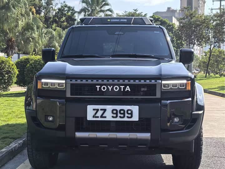 2025 Toyota Prado