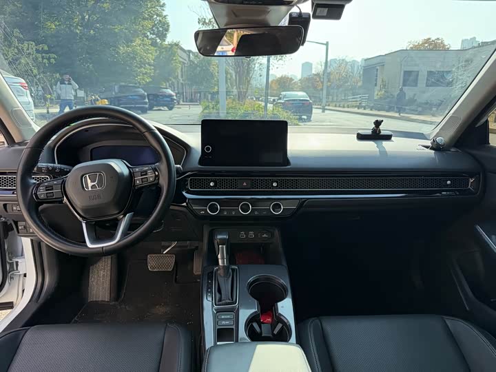 Honda Integra 2023 2023款 240TURBO CVT豪华版