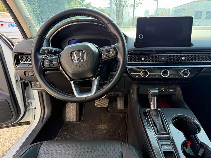 Honda Integra 2023 2023款 240TURBO CVT豪华版