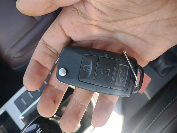 Dongfeng Forthing T5 2022 2022款 盛世款 1.6L 手动筑梦版五座