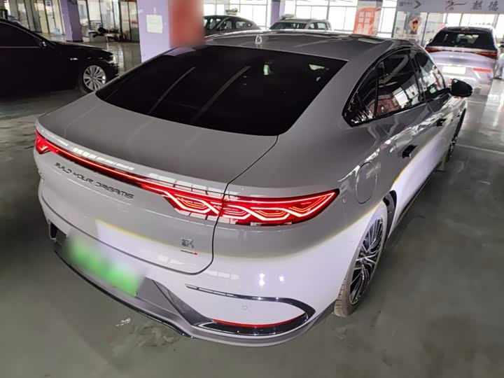 BYD Han 2025 2025款 DM-i 智驾版 125KM激光雷达旗舰型