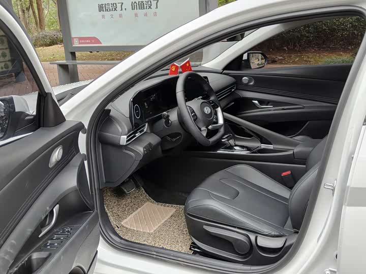 Hyundai Elantra N line 2023 2023款 1.5L CVT GLX精英版