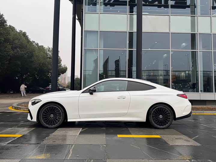 Mercedes-Benz CLE-Class 2024 2024款 CLE 300 4MATIC 豪华型轿跑车
