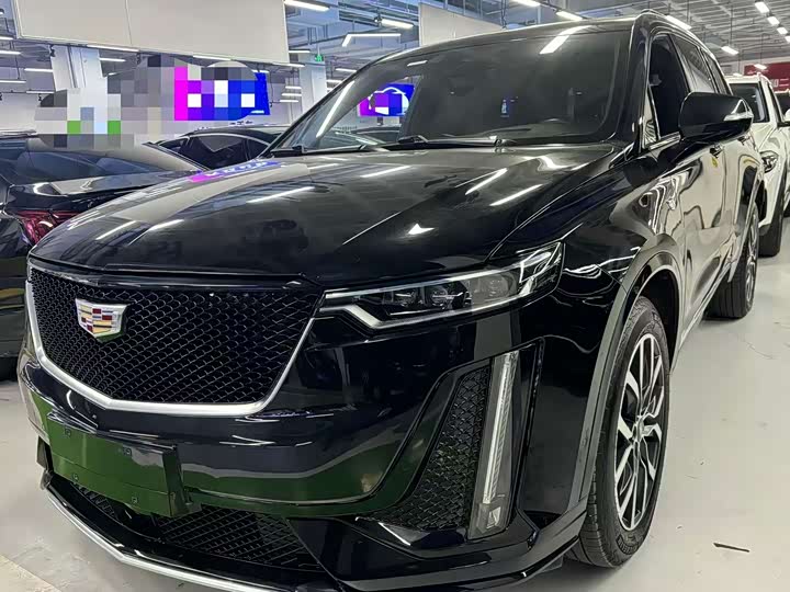 Cadillac XT6 2022 2022款 2.0T 六座四驱铂金型