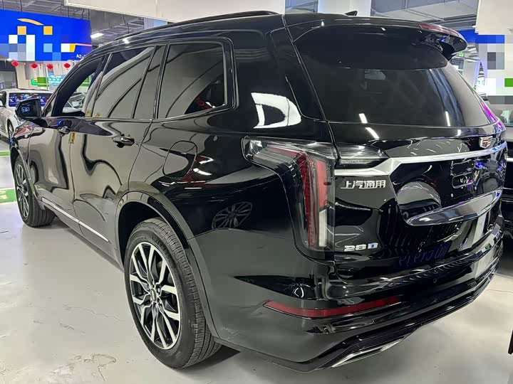 Cadillac XT6 2022 2022款 2.0T 六座四驱铂金型