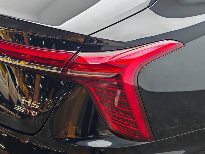 Hongqi H5 2025 2025款 1.5T DCT旗韵版