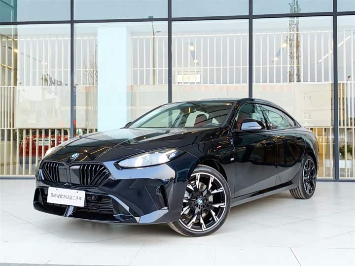 BMW 2 Series 2025 2025款 225L M运动曜夜套装