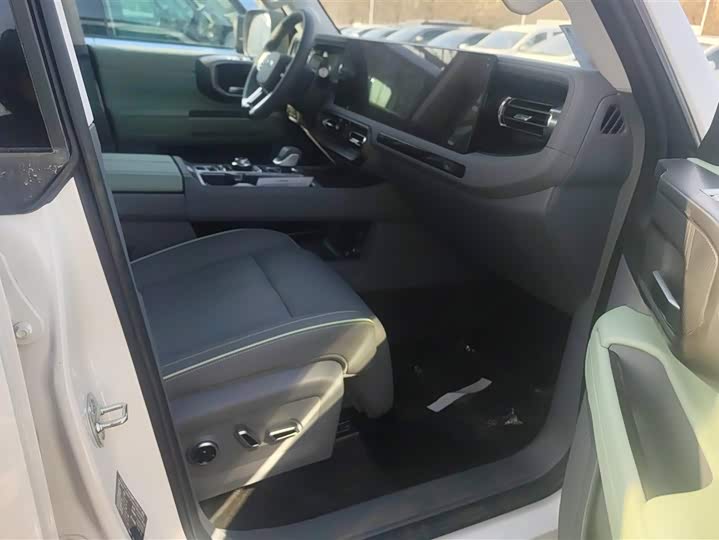 BAIC Beijing BJ40 Hybrid 2025 2025款 进阶版