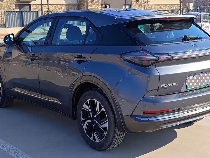 Hozon U 2023 2023款 哪吒U-Ⅱ 400 U秀版 三元锂