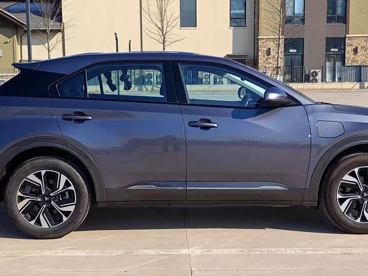 Hozon U 2023 2023款 哪吒U-Ⅱ 400 U秀版 三元锂