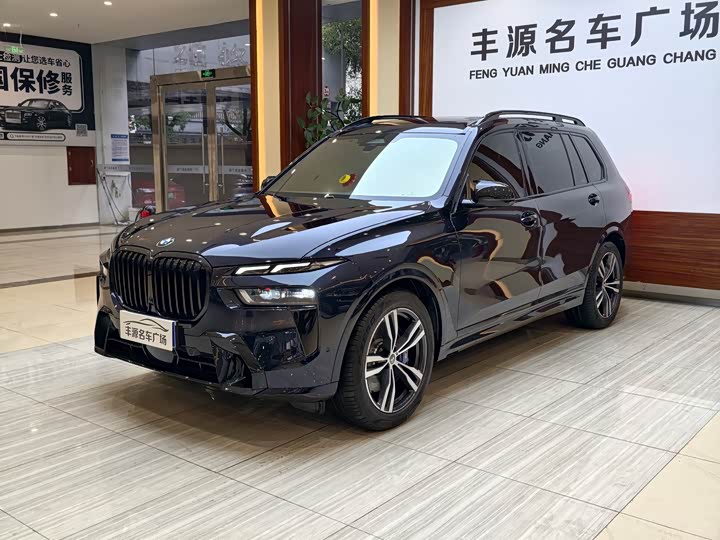 BMW X7 2023 2023款 xDrive40i 尊享型M运动套装