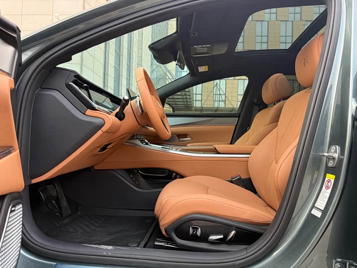 BYD Han 2025 2025款 EV 智驾版 701KM激光雷达尊享型