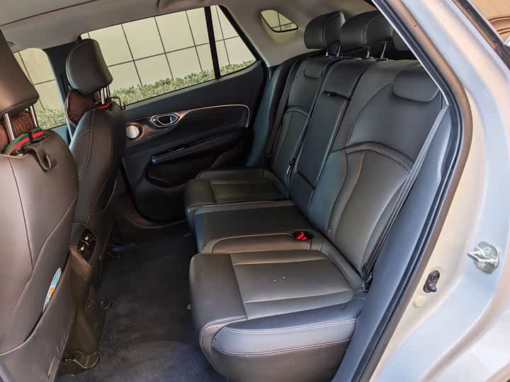 GAC Aion V 2024 2024款 Plus 80 科技版 三元锂