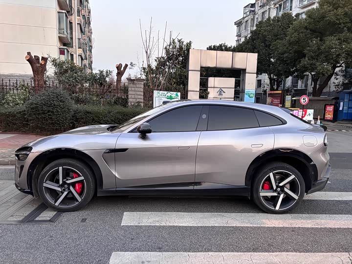 Xiaomi YU7 2025 2025款 超长续航高性能四驱Max版