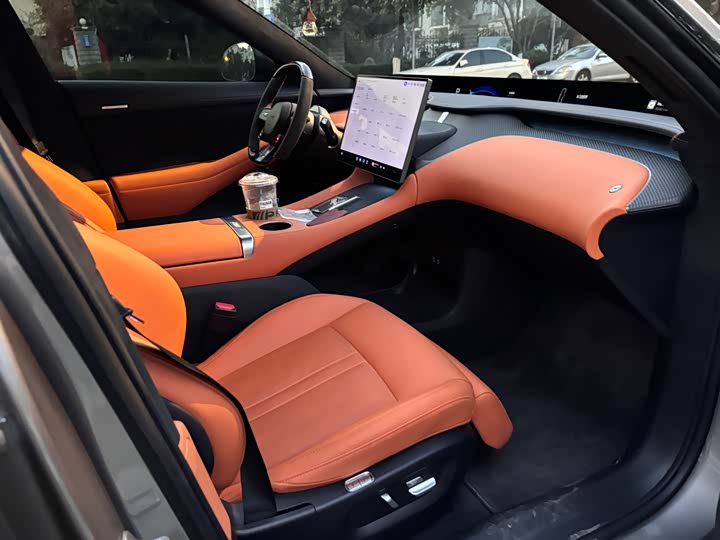 Xiaomi YU7 2025 2025款 超长续航高性能四驱Max版