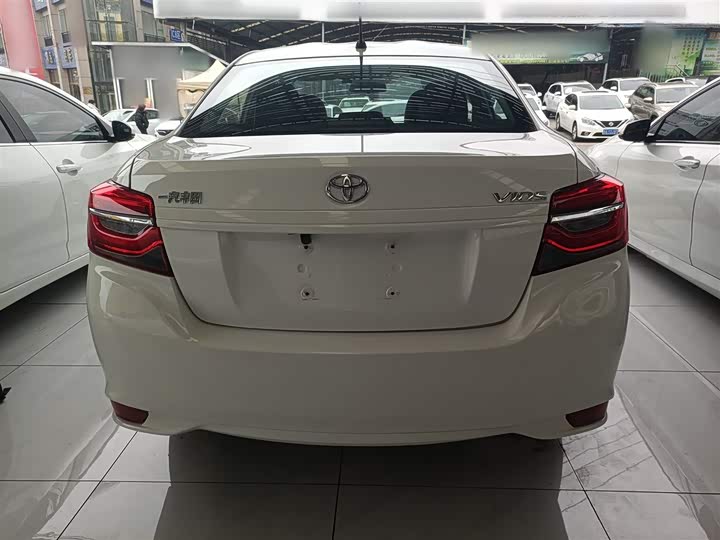 Toyota Vios 2022 2022款 1.5L 20周年纪念版