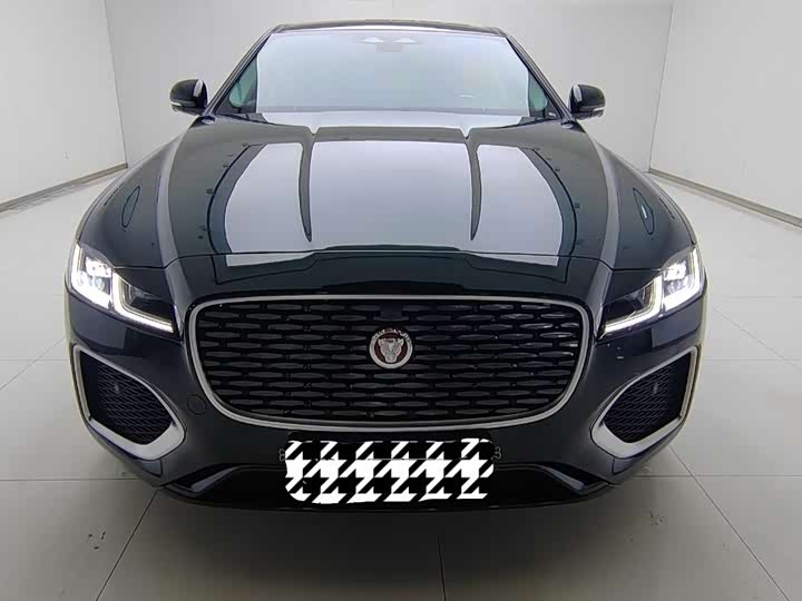 2025 Jaguar XF L
