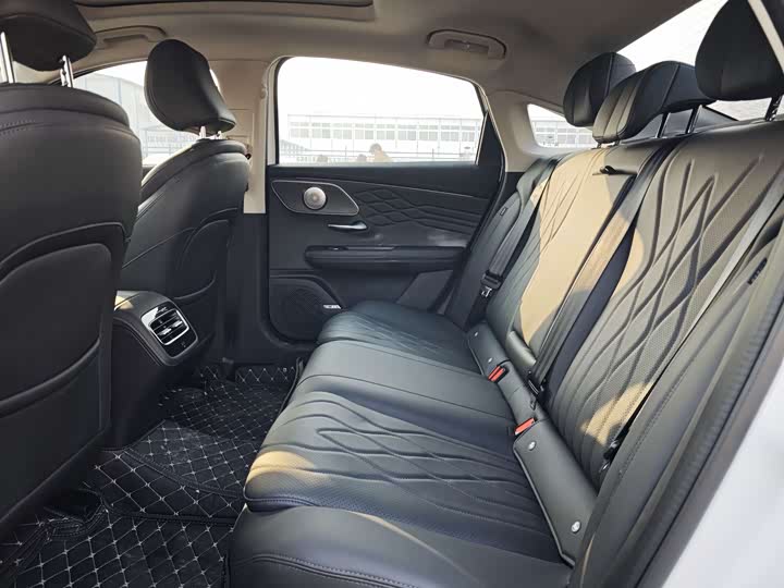 Chery Arrizo 8 Pro 2025 2025款 1.6T DCT 豪华型+