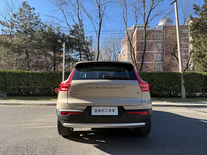 Volvo XC40 2025 2025款 B4 四驱智远豪华版