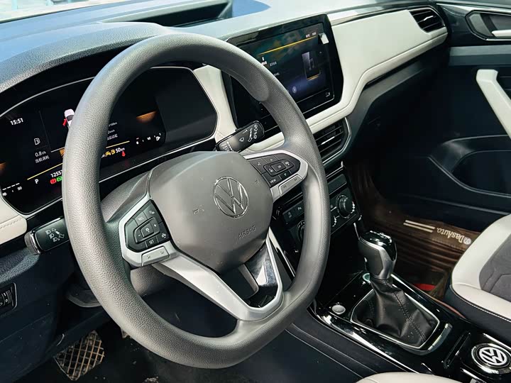 Volkswagen Tharu 2026 2026款 新锐 1.5L 锐意版