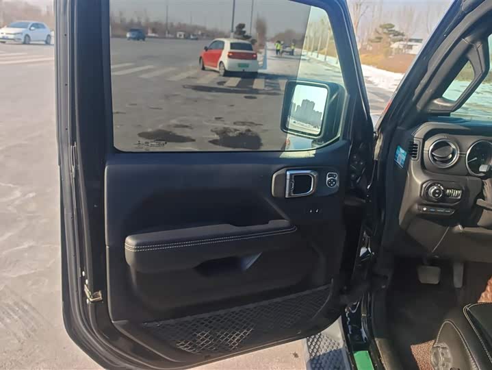 Jeep Wrangler Hybrid 2021 2021款 四门 2.0T 4xe 撒哈拉先行版