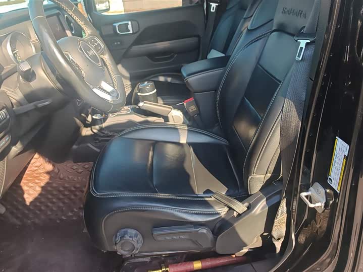 Jeep Wrangler Hybrid 2021 2021款 四门 2.0T 4xe 撒哈拉先行版