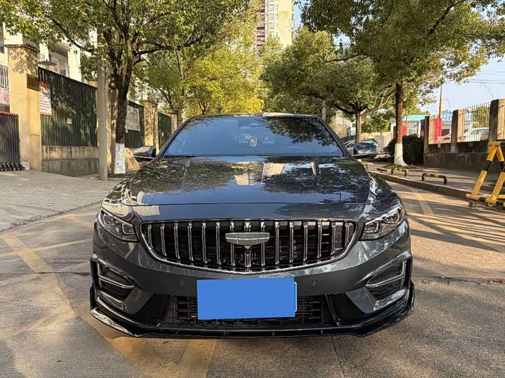 Geely Preface 2025 2025款 东方曜 1.5TD 惊鸿版