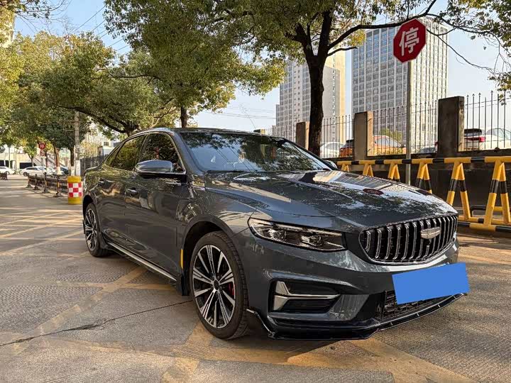 Geely Preface 2025 2025款 东方曜 1.5TD 惊鸿版