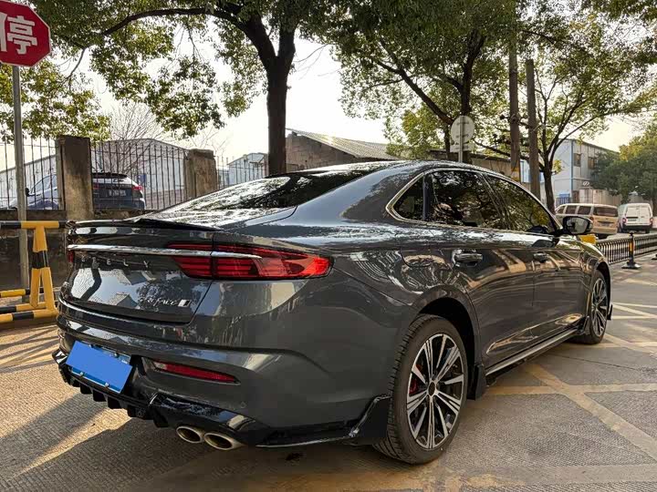 Geely Preface 2025 2025款 东方曜 1.5TD 惊鸿版