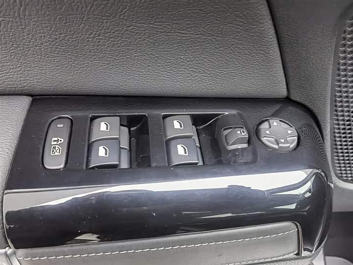 Citroen C6 2021 2021款 400THP 舒适版