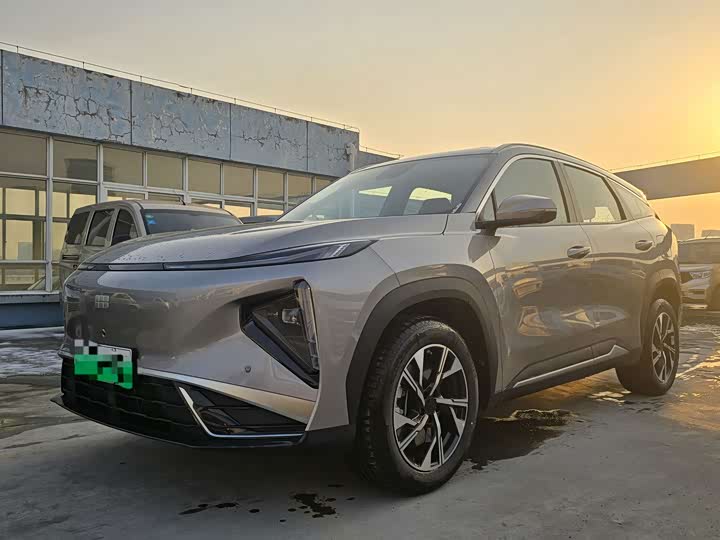 Geely Galaxy L7 2025 2025款 EM-i 115km 远航版