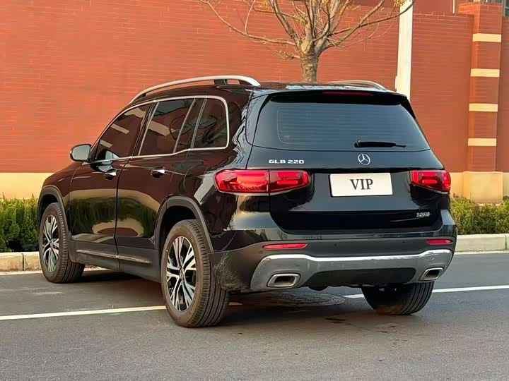 Mercedes-Benz GLB-Class 2025 2025款 GLB 220 动感型