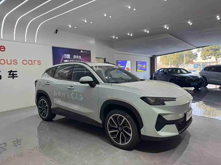 Jetour Shanhai L6 2024 2024款 1.5TD DHT ULTRA