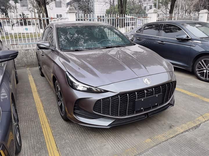 MG Motor 5 2025 2025款 300TGI 全球旗舰版