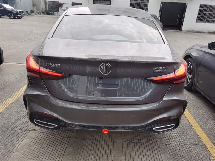 MG Motor 5 2025 2025款 300TGI 全球旗舰版