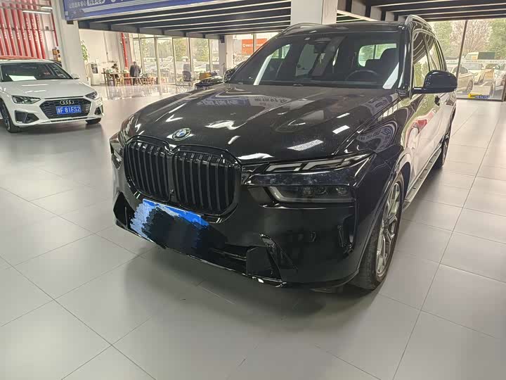 BMW X7 2023 2023款 xDrive40i 领先型豪华套装