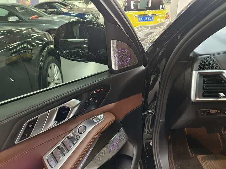 BMW X7 2023 2023款 xDrive40i 领先型豪华套装