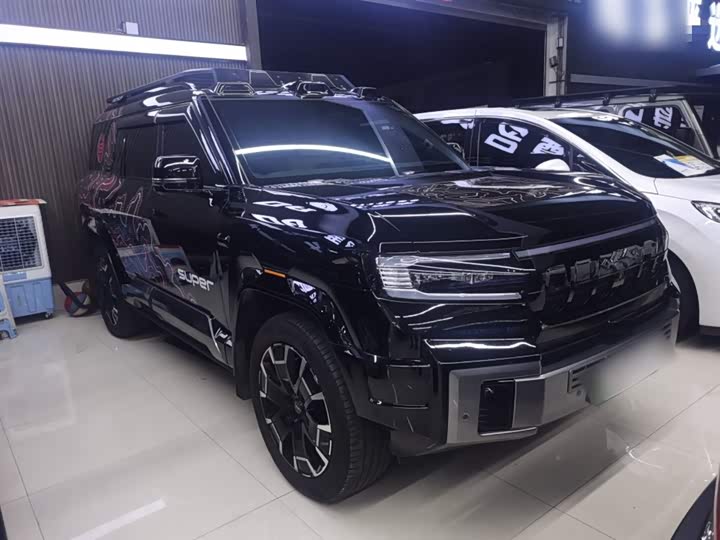 2025 BYD FangChengBao Leopard 8