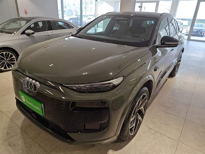 Audi Q6L e-tron 2026 2026款 首发领航版