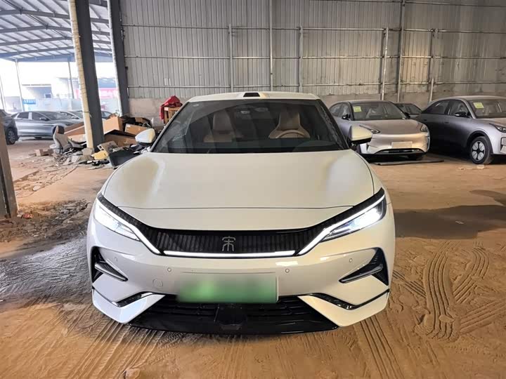 2025 BYD Song L